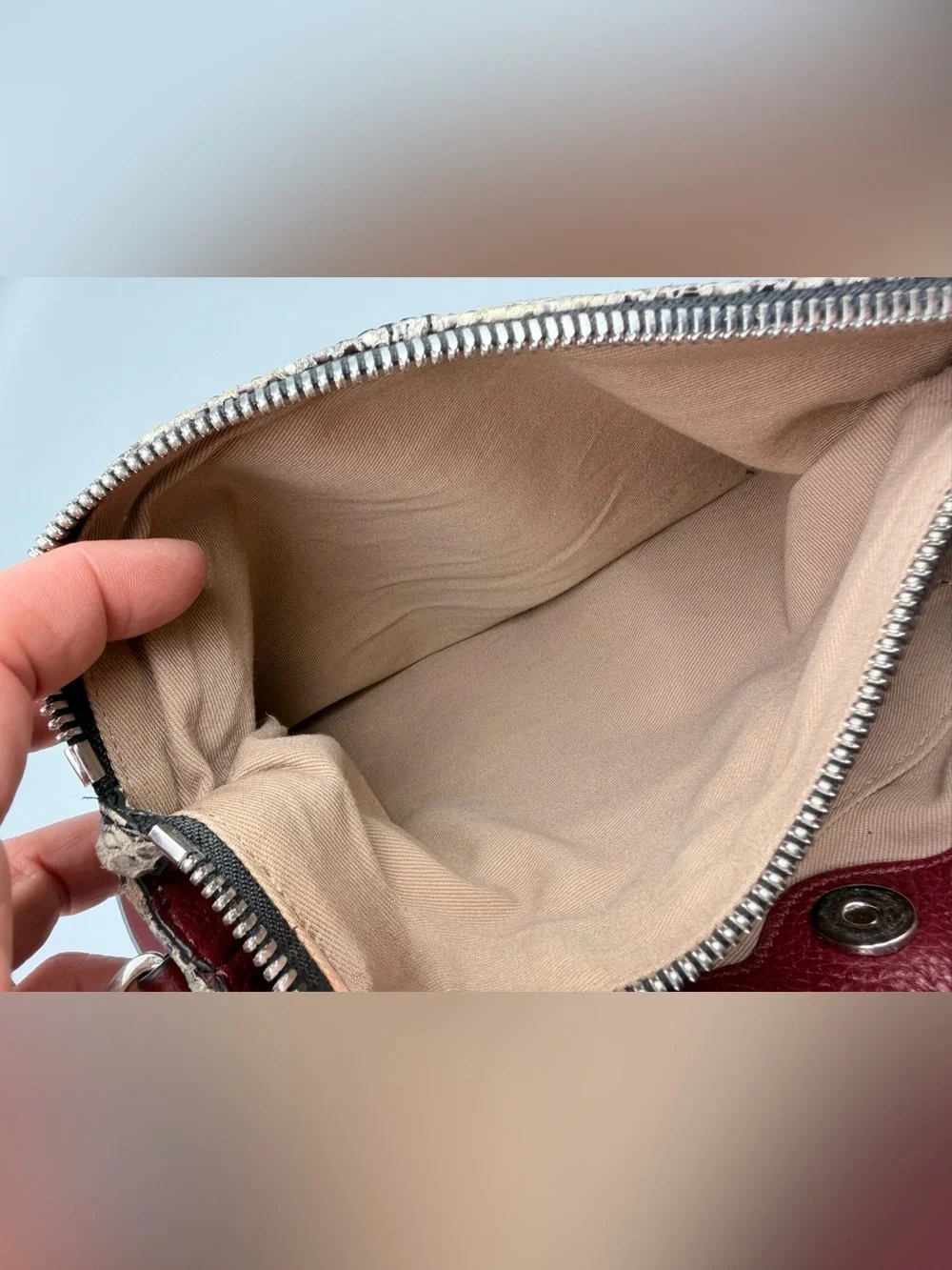 G.I.L.I. Genuine Leather Pleated Double Zip Crossbody Purse